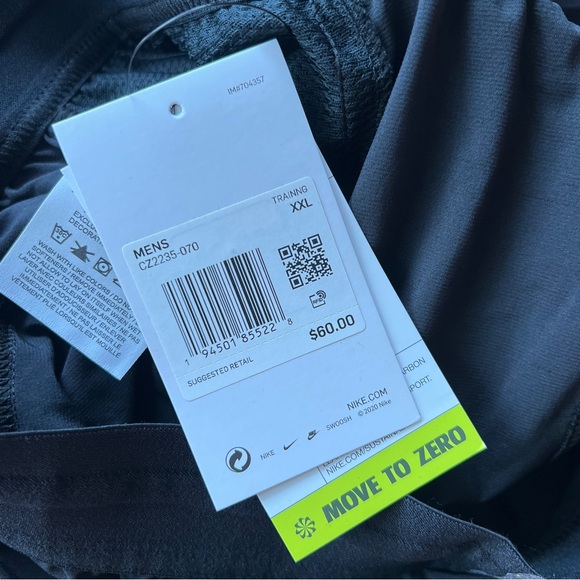 Nike Men's Black Training Athletic Shorts NWT - Picture 7 of 7